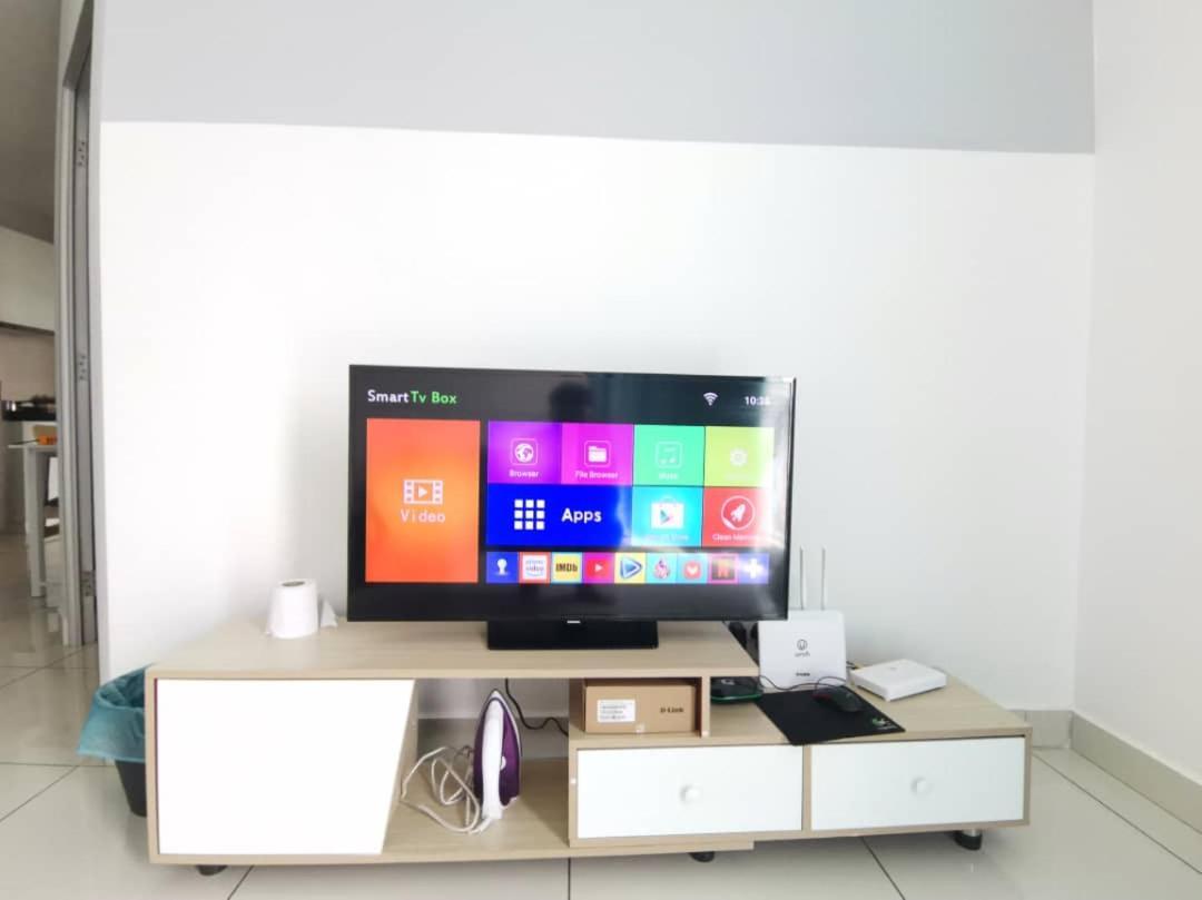 Homestay Kuala Lumpur ; Terminal TBS ; Bukit Jalil Luaran gambar